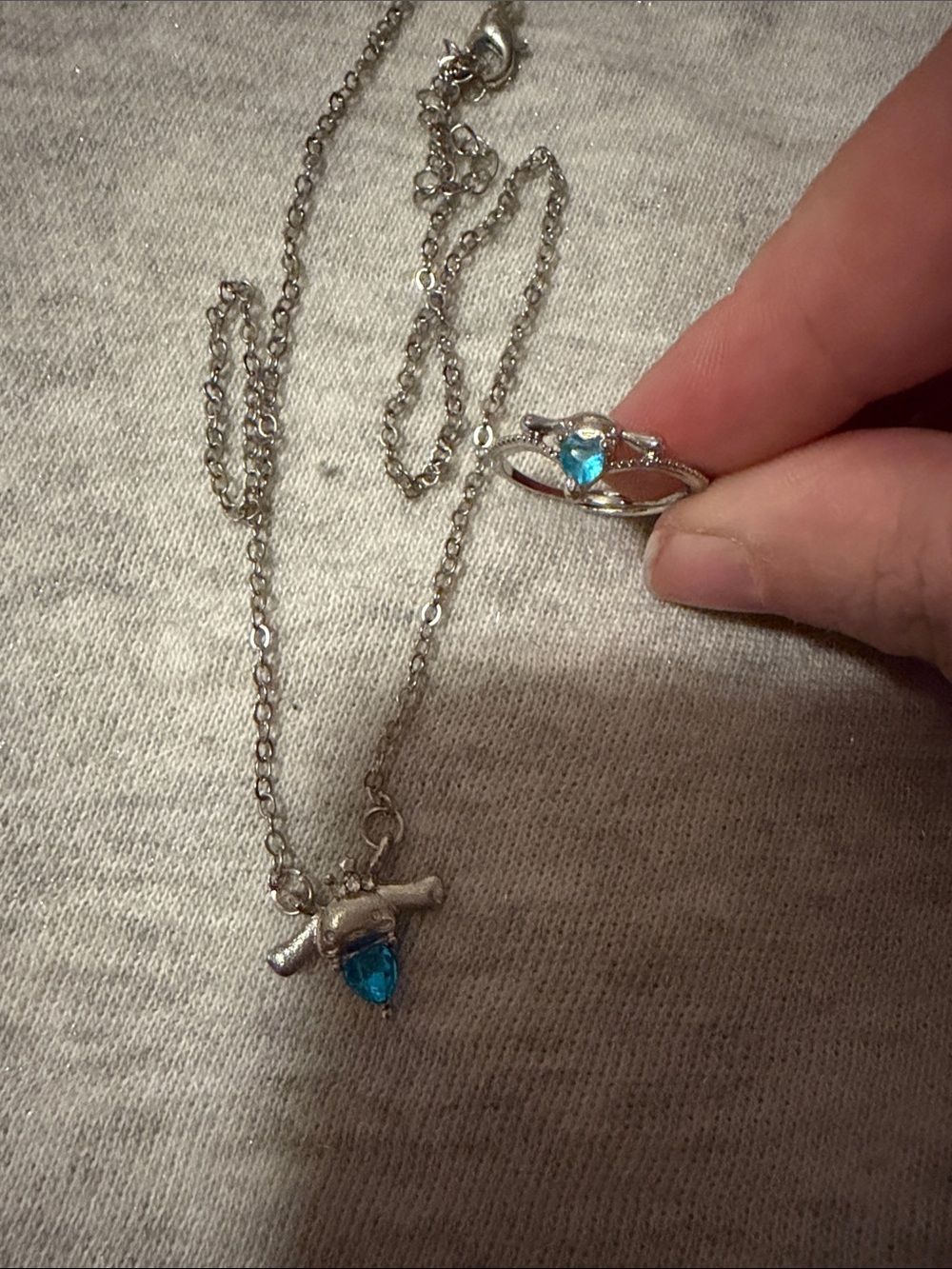 Silver-Tone Blue Crystal Pendant Necklace and Ring Set Cinnamorrol